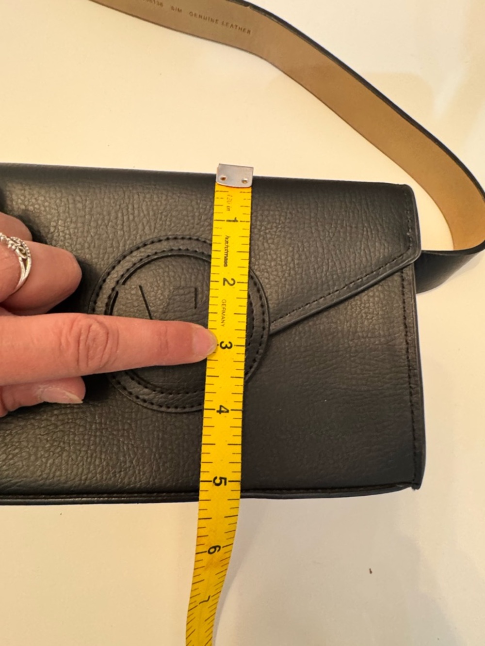 Michael Kors Black Leather S/M belt with Pouch - Picture 7 of 9